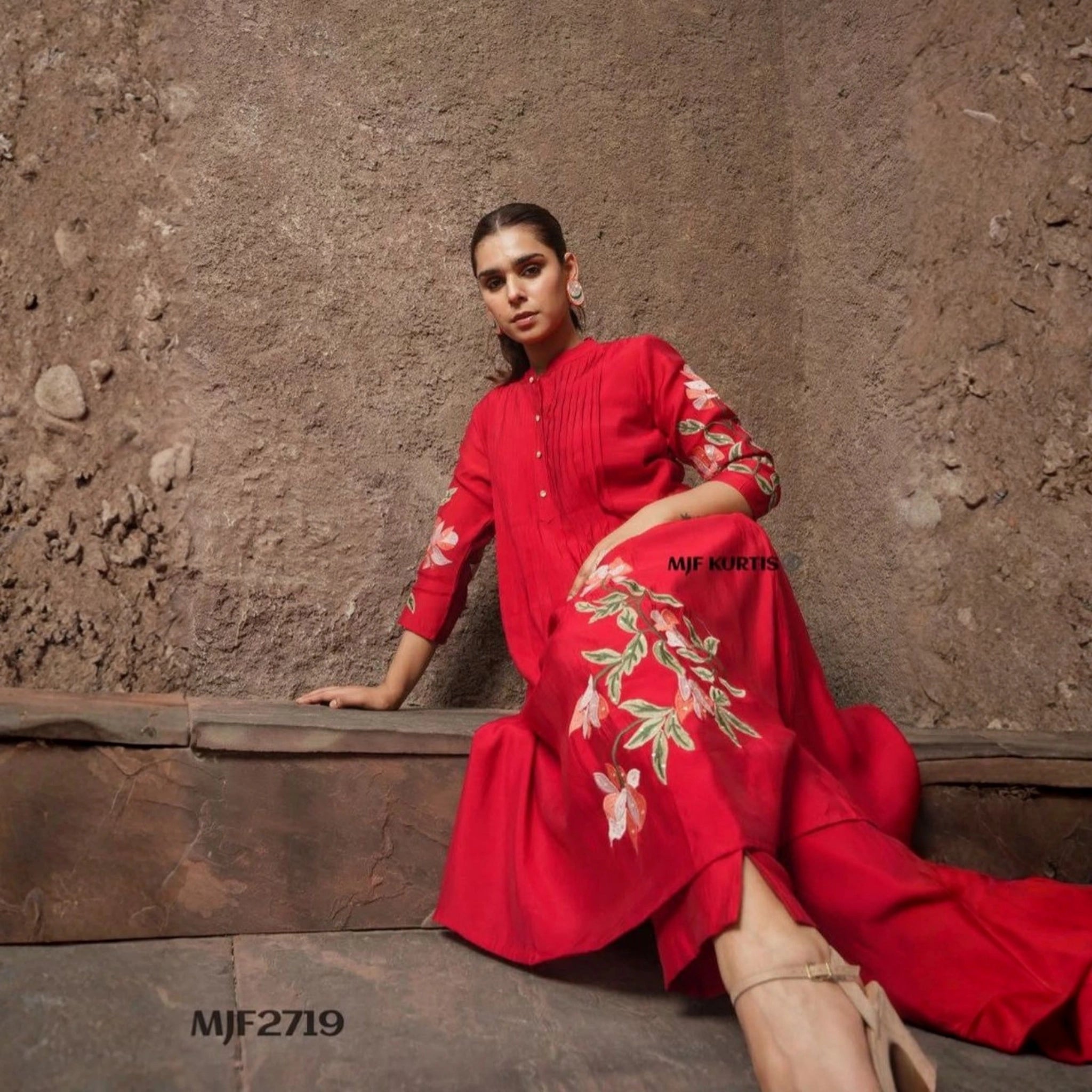 Ruby Bloom Pintuck Rayon Kurta Set