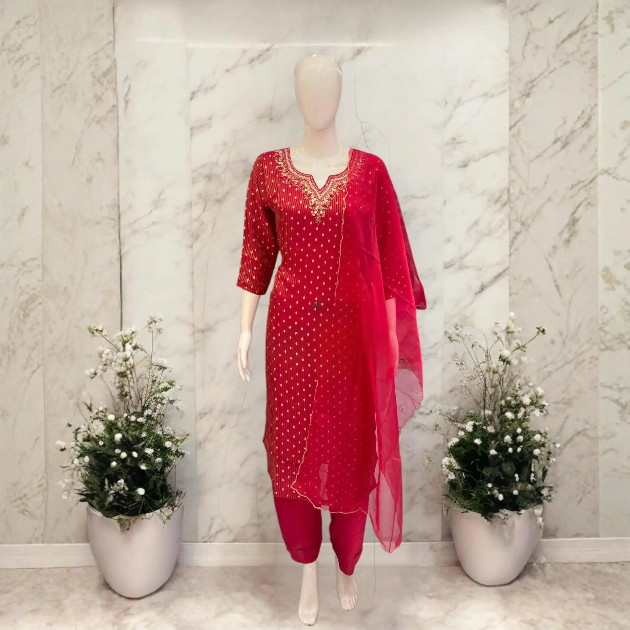 Elegant Pink Georgette Party Wear