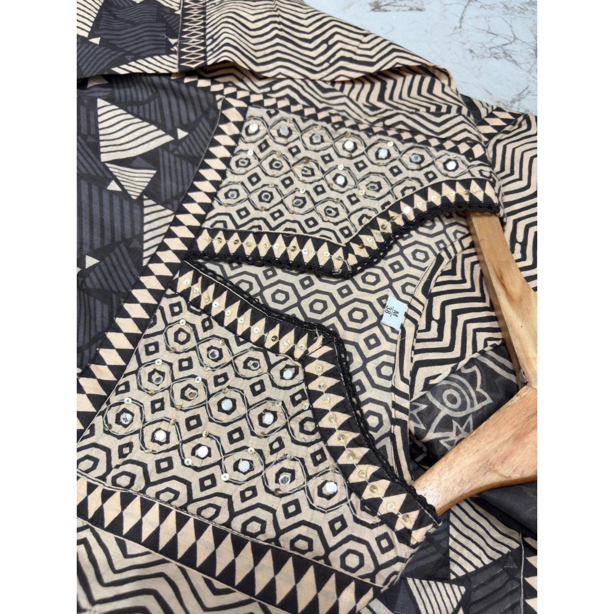 Royal Geometric Printed Kurti Pant & Dupatta Set