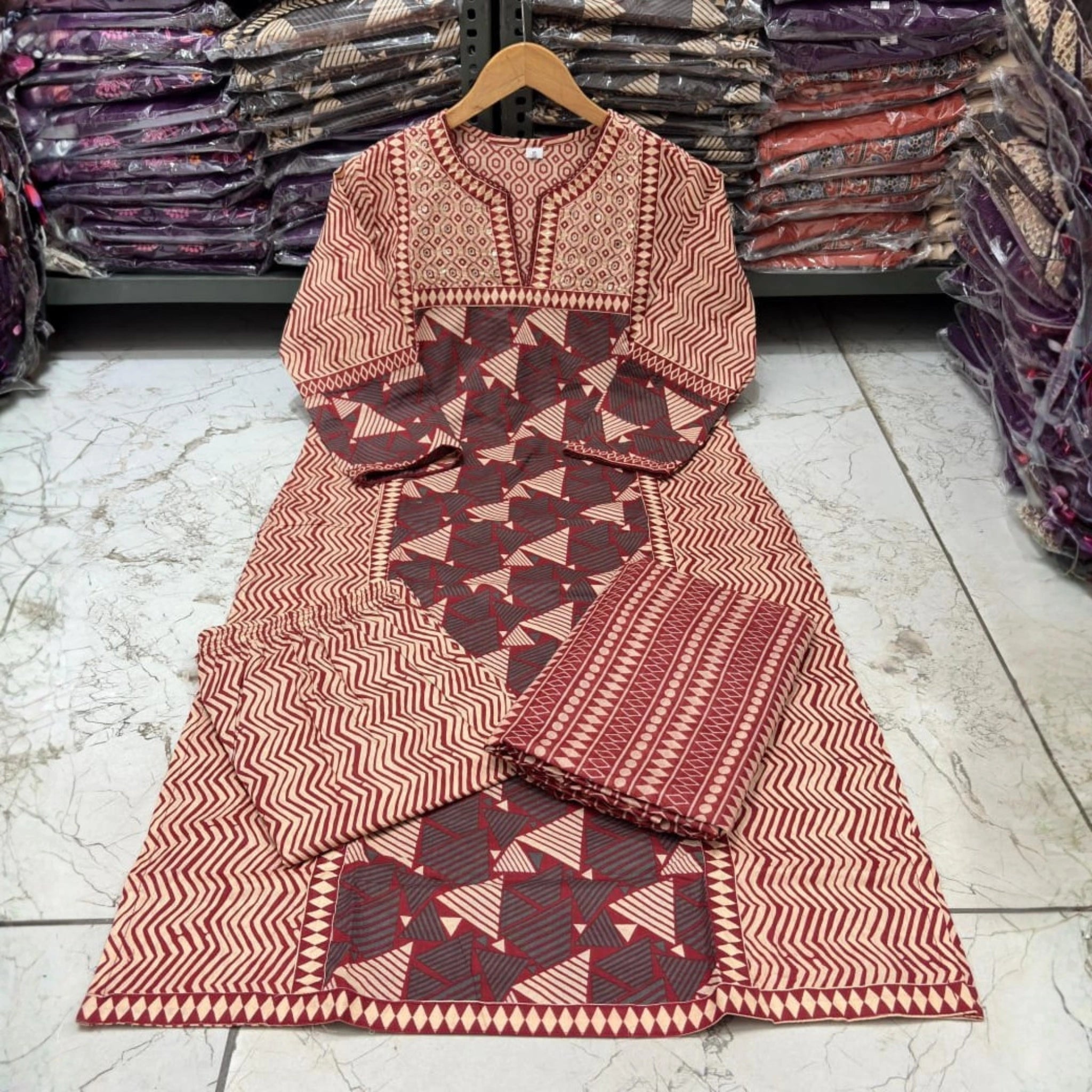 Royal Geometric Printed Kurti Pant & Dupatta Set