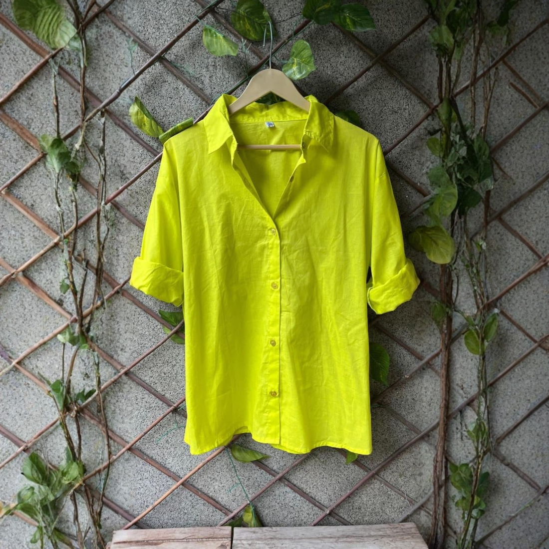 Stylish Solid Casual Short Top